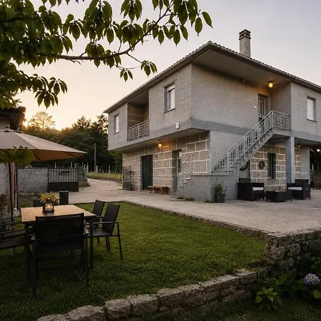 Casa Curuxas - Casa Completa Con Chimenea, Jardin Y Barbacoa O Irixo